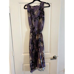 VINCE Lilac Micro Pleated Boat Neck Dress in Plum Night Size Medium M